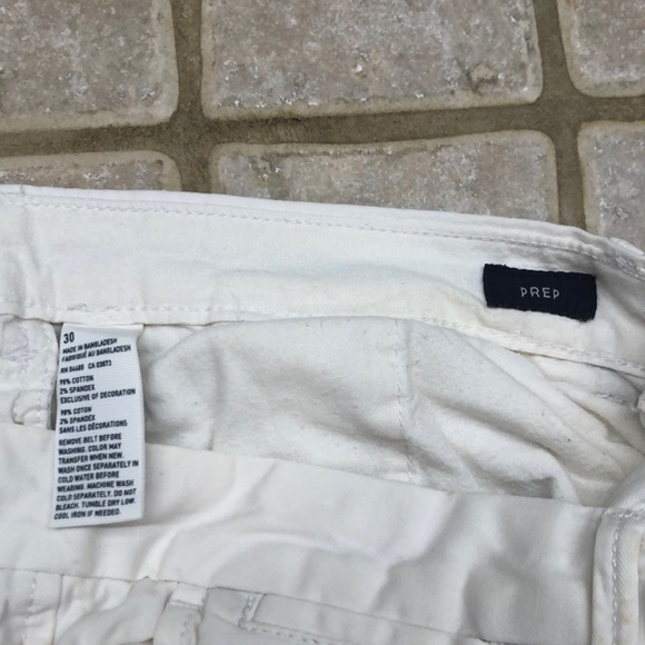 White American Eagle Prep Shorts - Picture 3 of 3